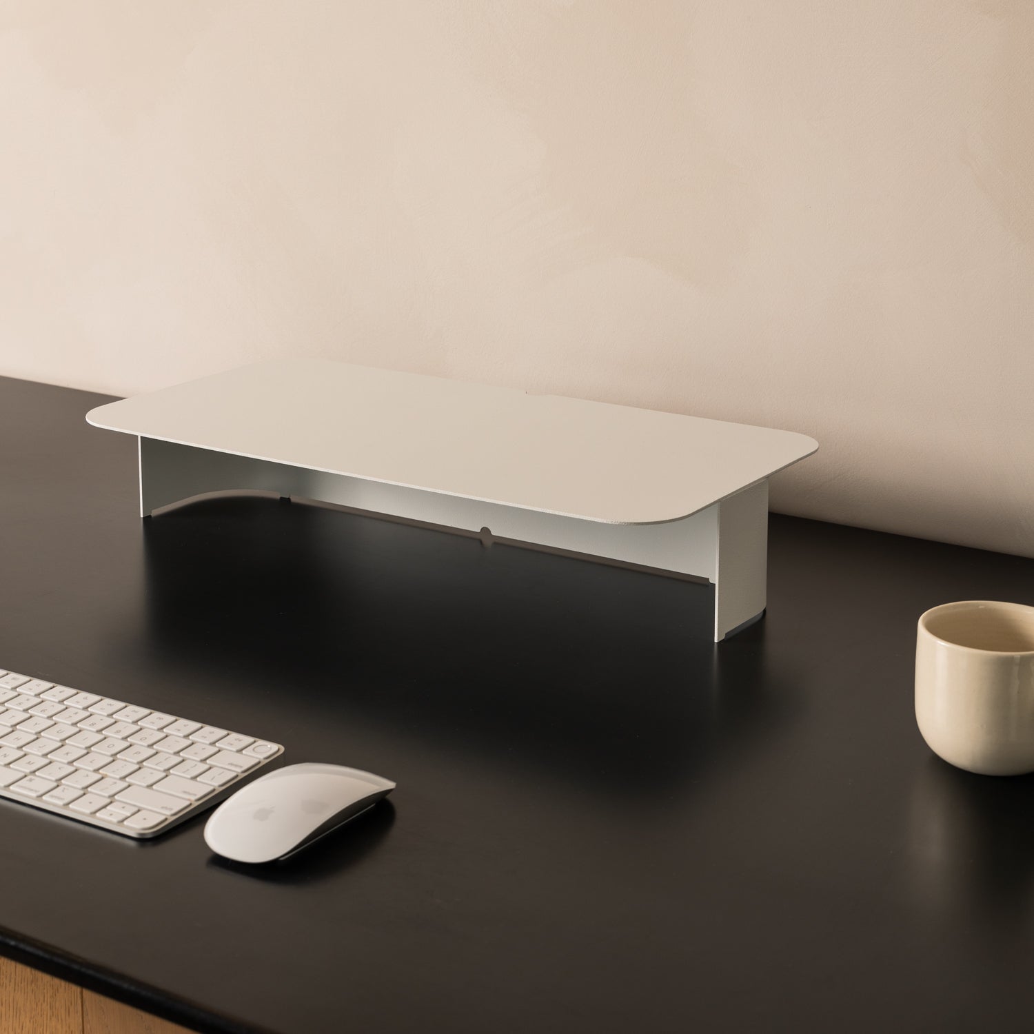 Curve Monitor Stand